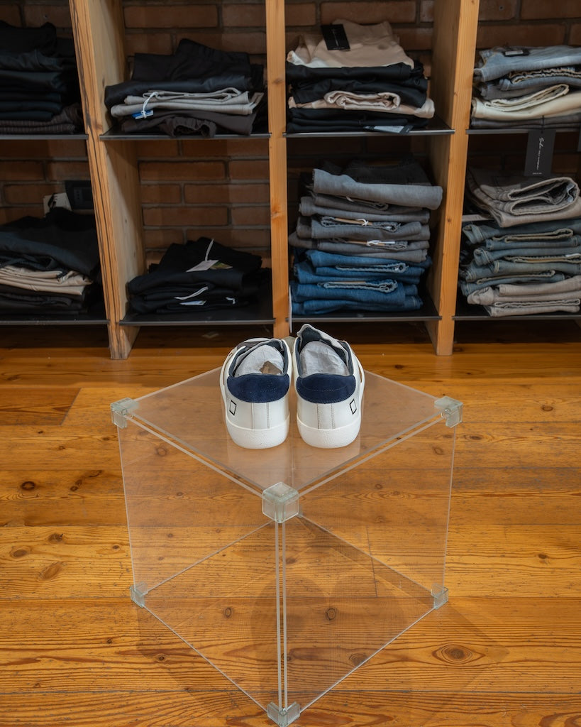 Date Hill Low Vintage White Blue